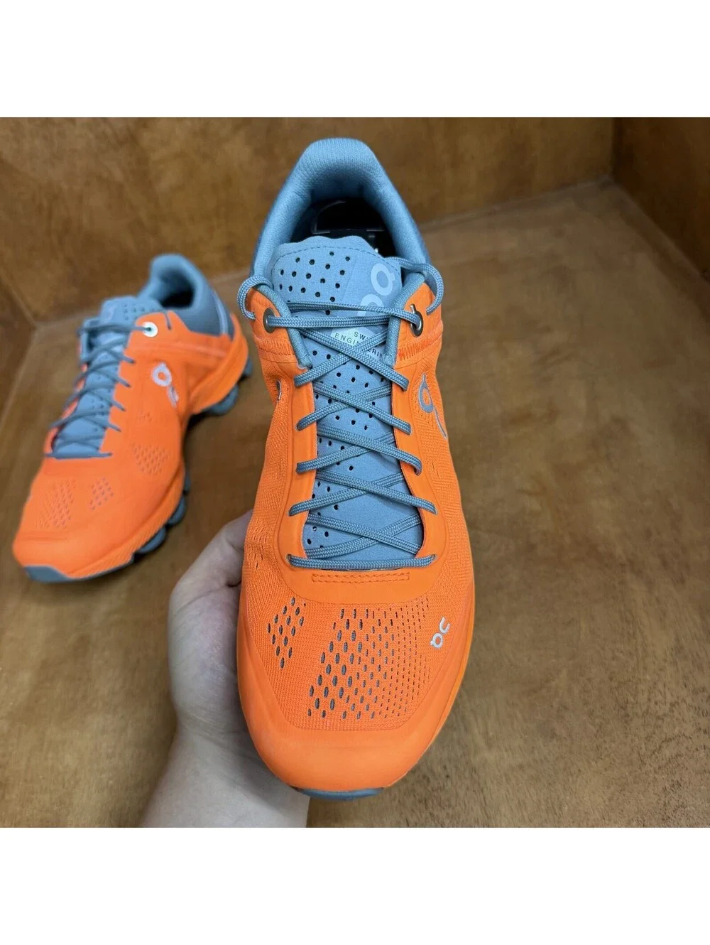 On Cloudsurfer Running Shoes Womens Size 7.5 Neon Orange Gray Swiss Engineering